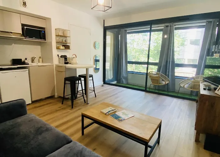 Acropolis - Parking * Rodez